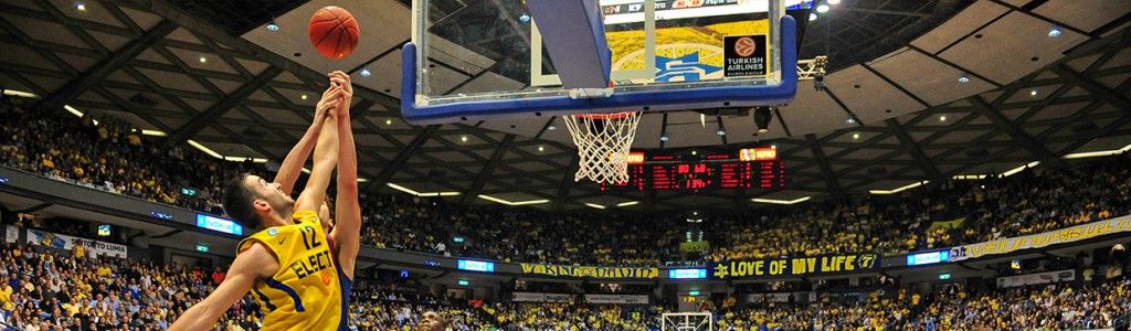 עובדות ומספרים | היכל מנורה מבטחים
